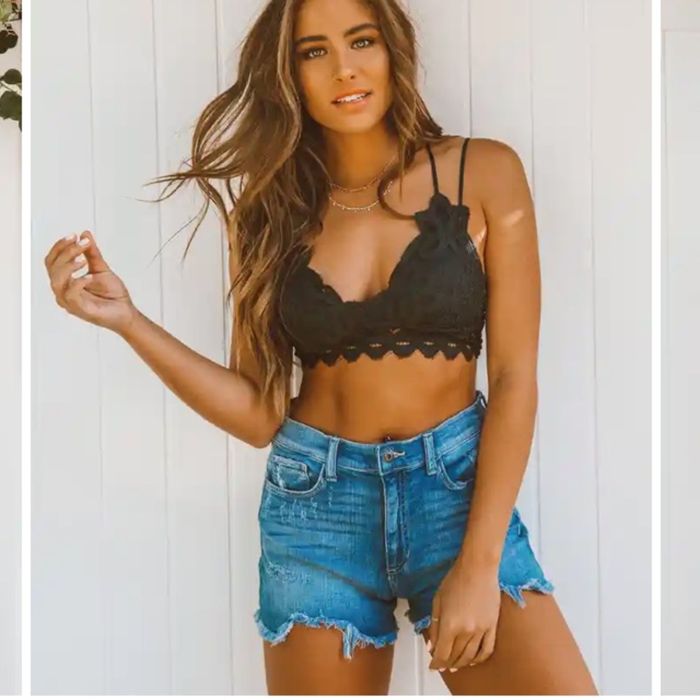 VICI stretchy lace bralette